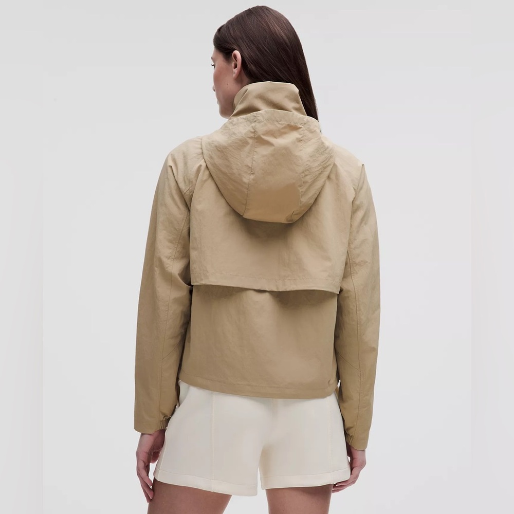 Lululemon always effortless jacket in sheer oak - Picture 2 of 4